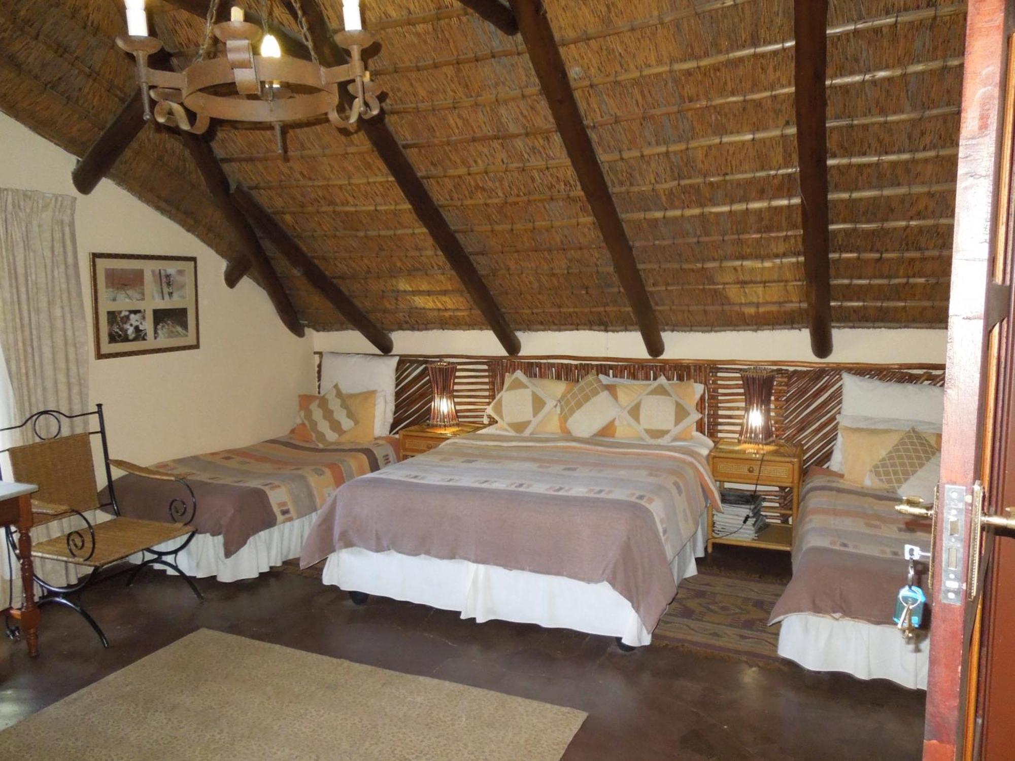 Trees Too Guest Lodge Komatipoort Extérieur photo
